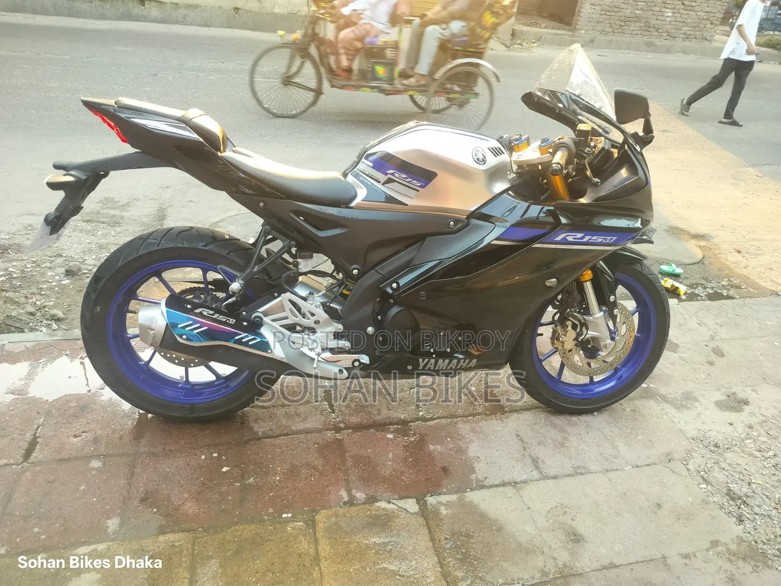 Yamaha R1 2025 Black