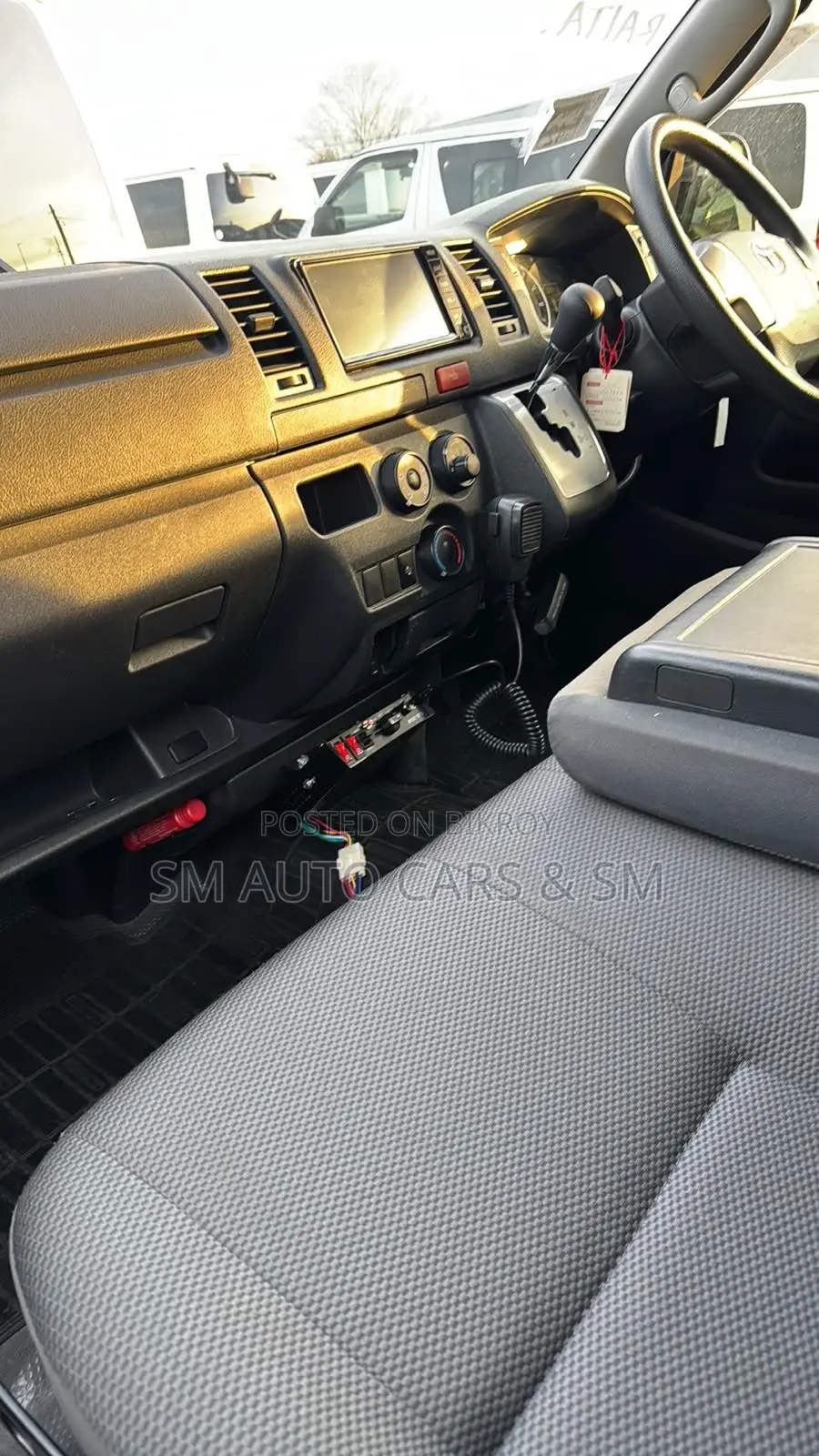 Toyota HiAce 2020 Silver