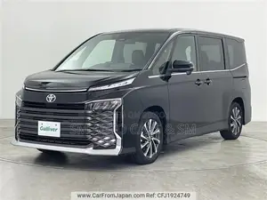 Toyota Voxy 2022 Black