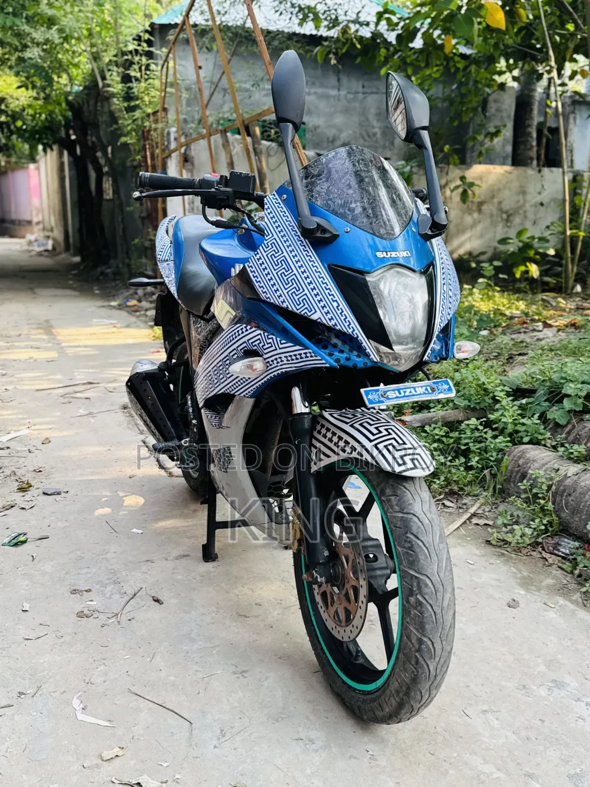 সুজুকি জিক্সার এসএফ ২০১৬ নীল