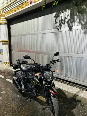 সুজুকি লেটস ২০২৪ কালো