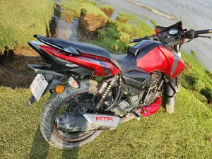 TVS Apache RTR 160 2V 2012 Red