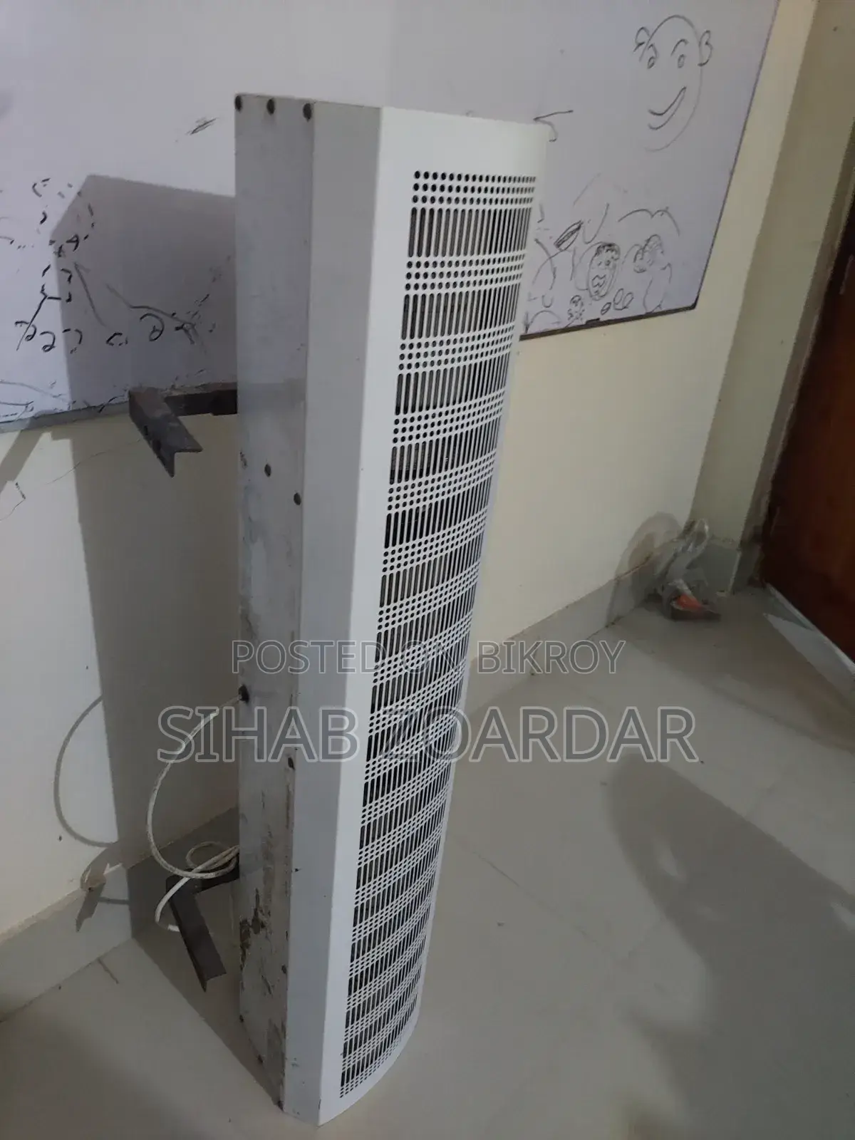 এয়ার কার্টেন বিক্রয় হবে
