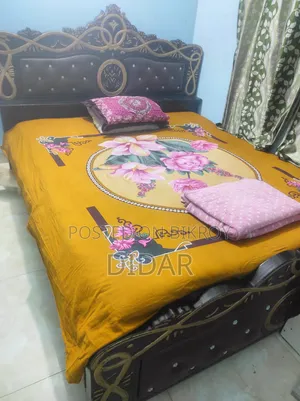 একদম নতুনের মতো সুন্দর সেমি-ডাবল খাট (৫/৭ ফিট), লোকেশন: উত্তর বাড্ডা।