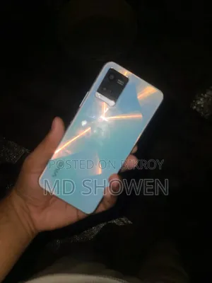 Vivo Y21 64 GB Blue