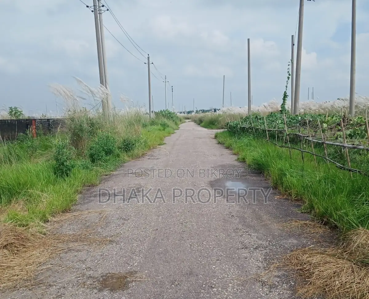 5 Katha Plot for Sale in Sector-29 at Low Price