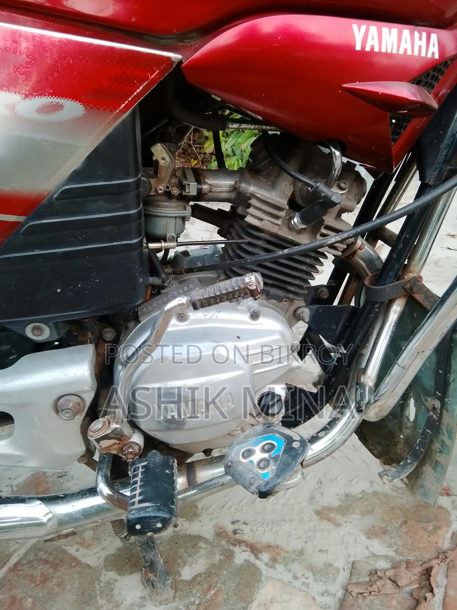 Yamaha 2006 Red