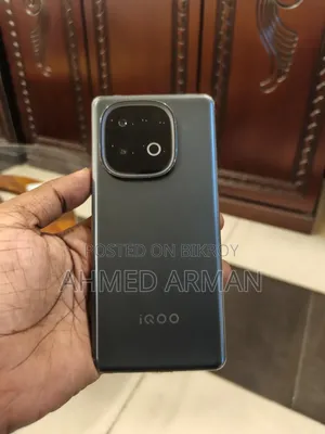 iQOO 256 GB Black