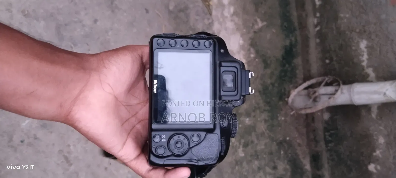 Camera Sell Post