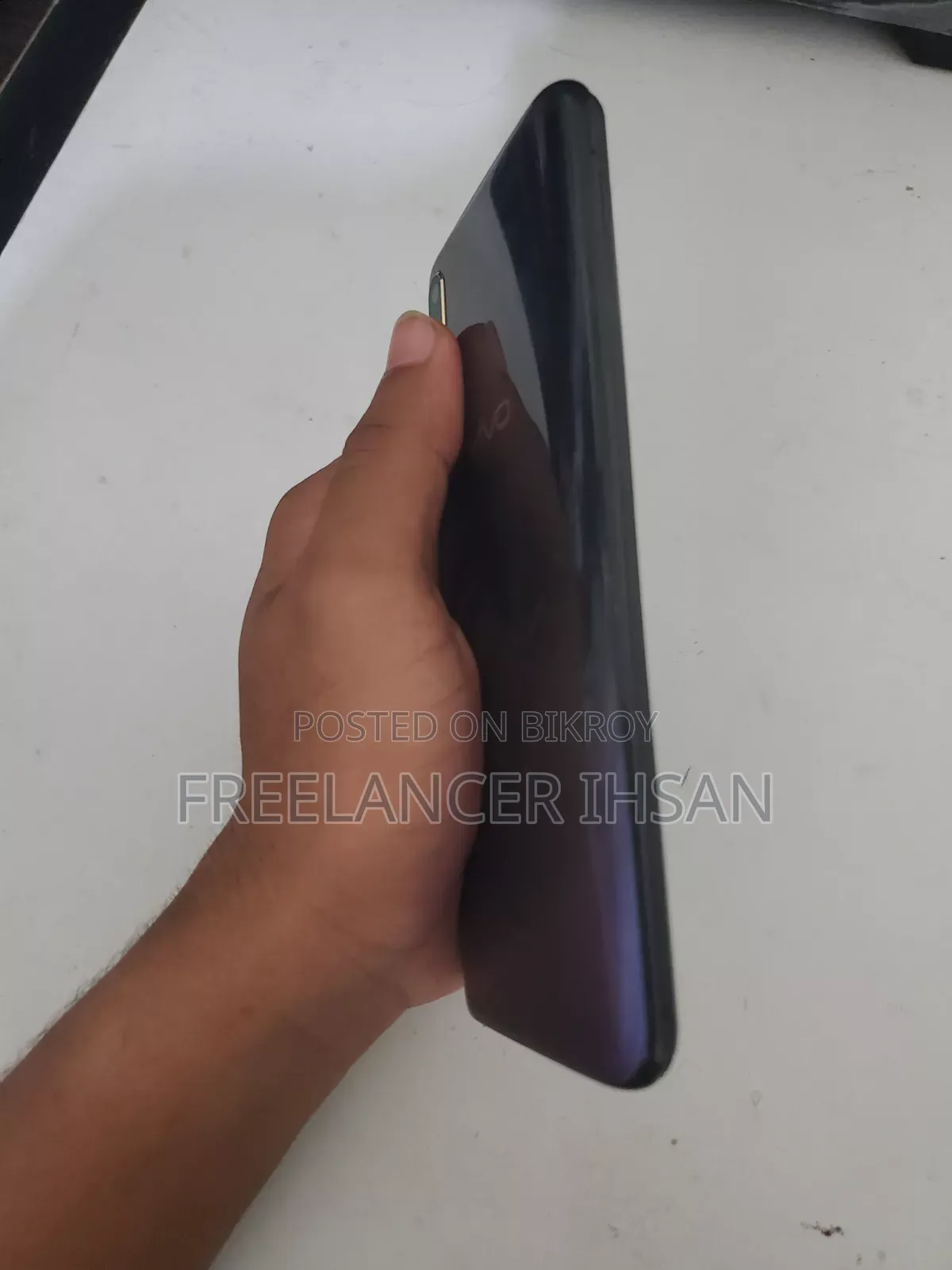 Vivo 64 GB Blue