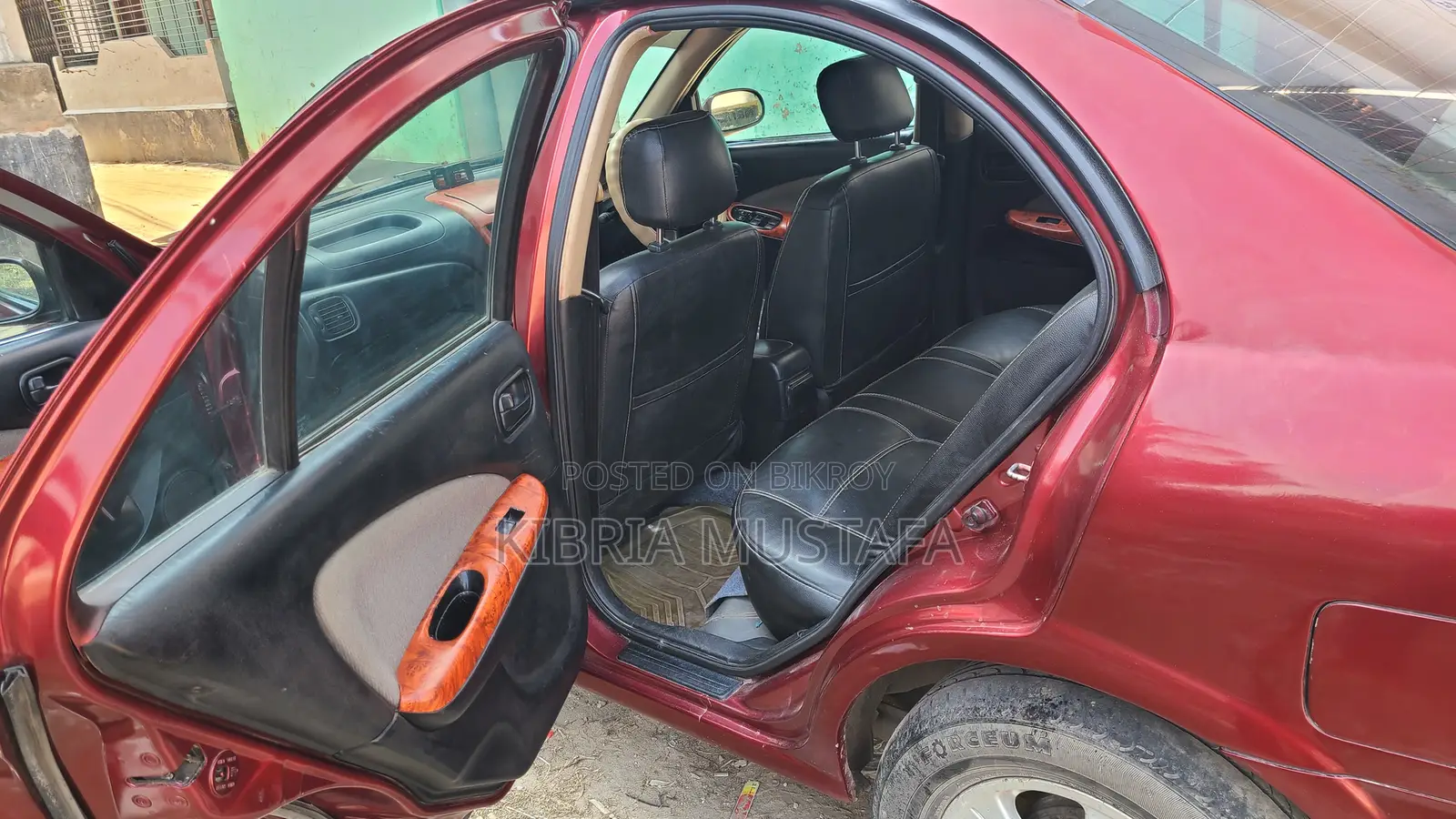 Nissan Sunny 2007 Maroon