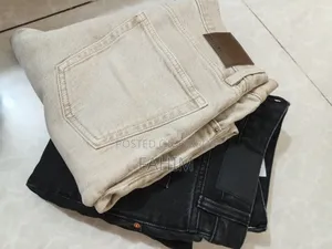 ২টি ব্র্যান্ড নিউ এক্সপোর্ট কোয়ালিটি জিন্স