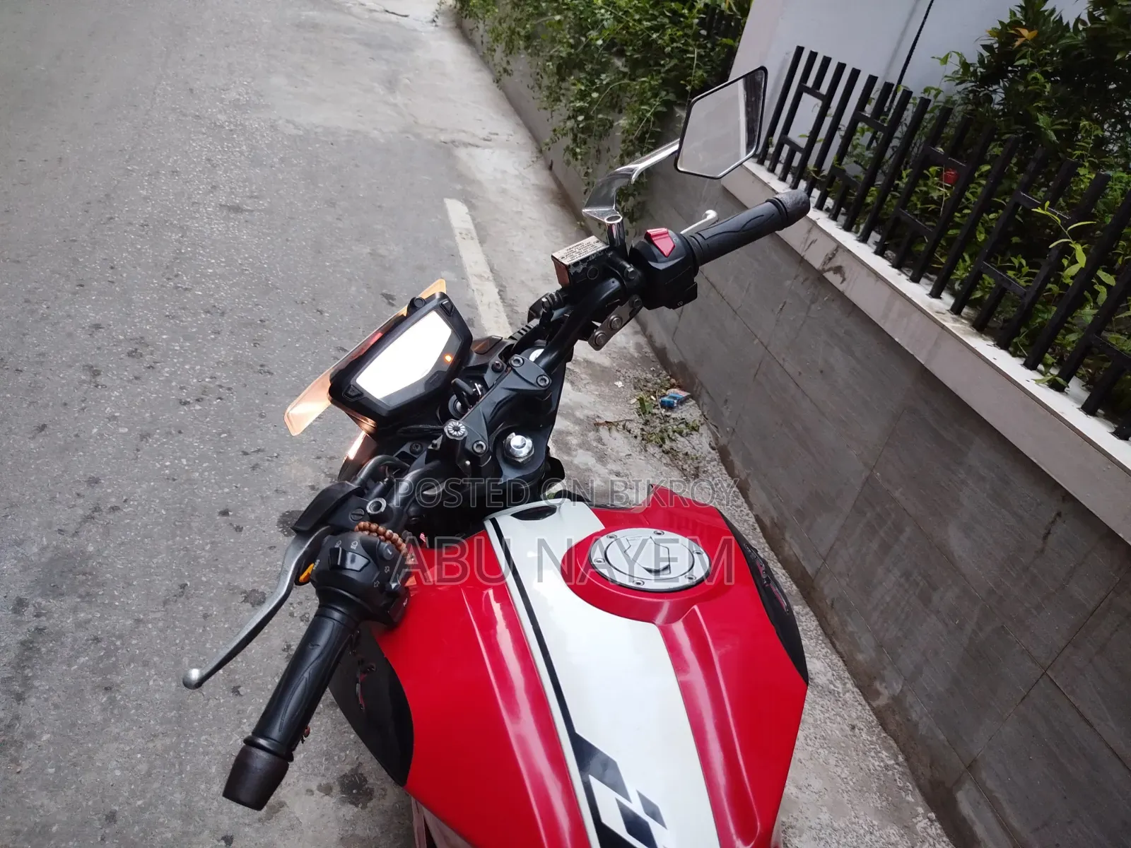 TVS Apache 160 4V 2020 Red