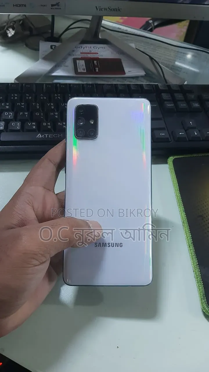 New Samsung Galaxy A71 128 GB Black