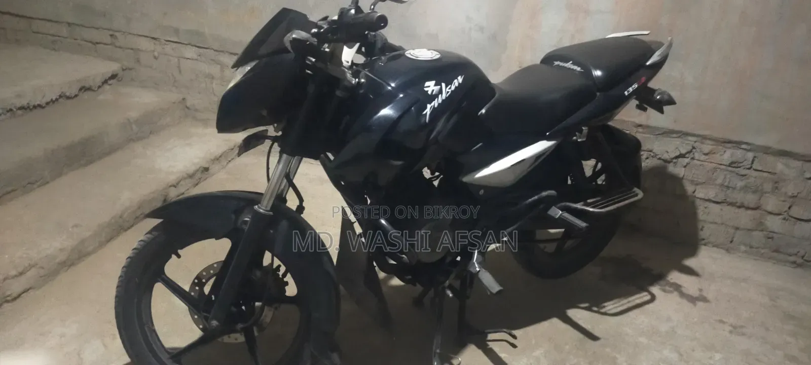 Bajaj Pulsar 135 LS 2011 Black
