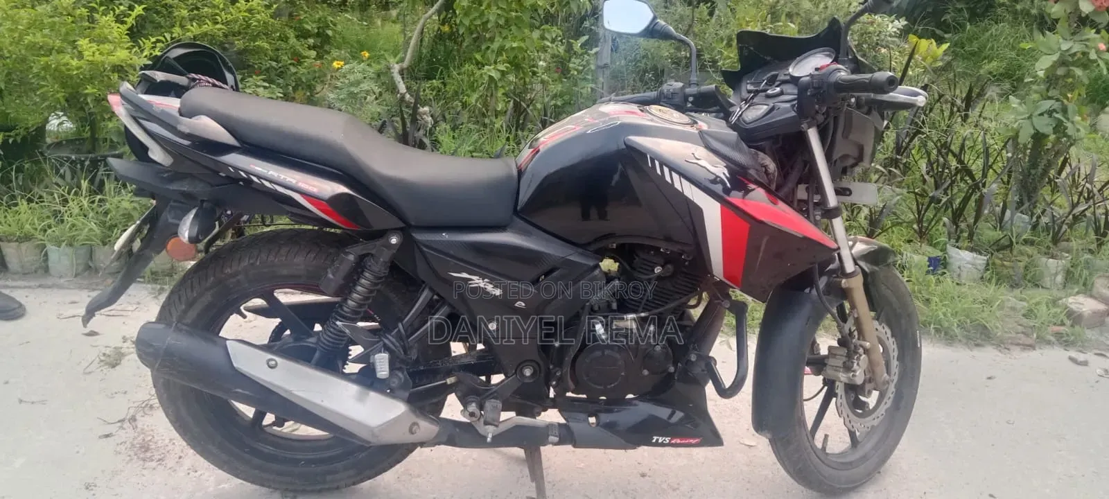TVS Apache RTR 160 2V 2022 Black