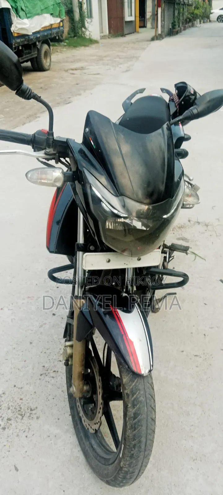 TVS Apache RTR 160 2V 2022 Black
