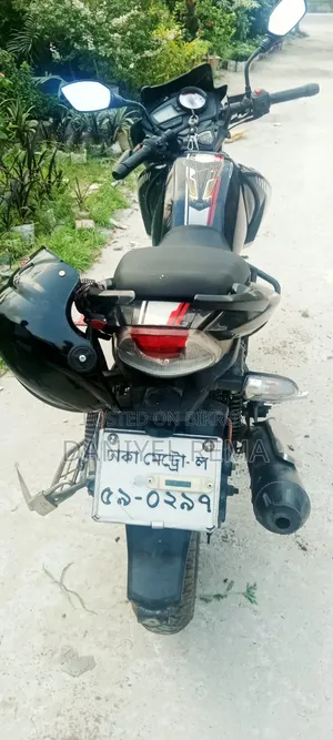 TVS Apache RTR 160 2V 2022 Black