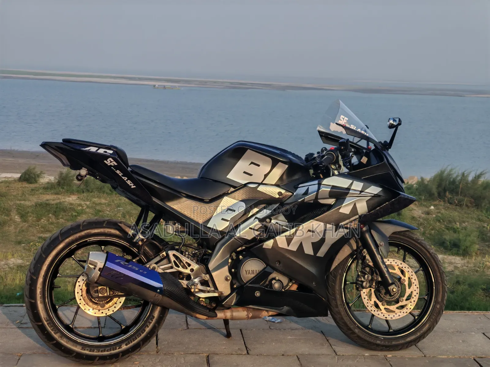 New Yamaha R1 2024 Black