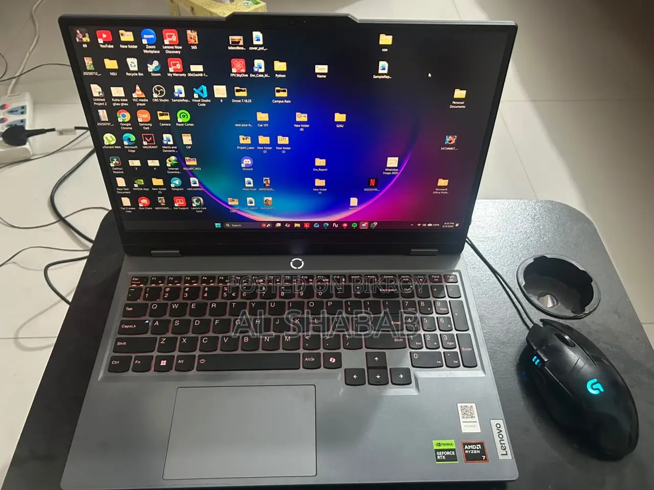 Laptop Lenovo LOQ 15AHP10 16GB AMD Ryzen 7 SSD 512GB