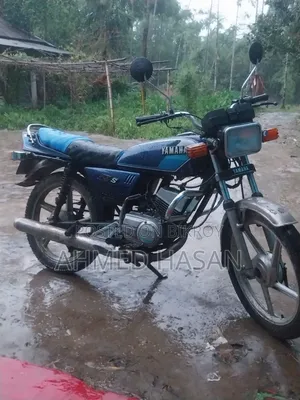Yamaha 2000 Blue