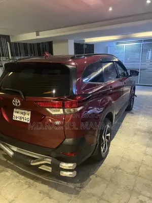 Toyota Rush 2018 Maroon