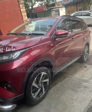 Toyota Rush 2018 Maroon