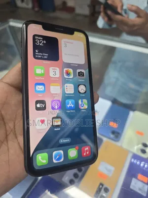অ্যাপল আইফোন এক্সআর ৬৪ জিবি ব্ল্যাক