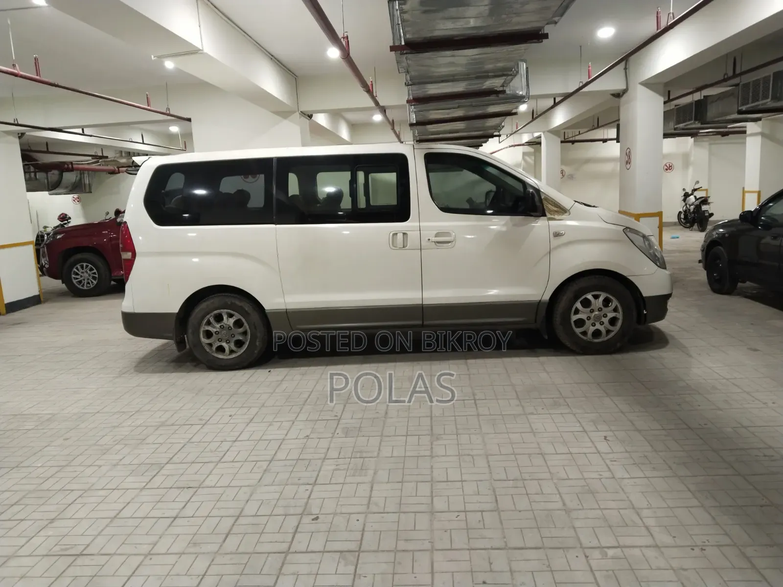 Hyundai H1 2.4 GLS 2011 White