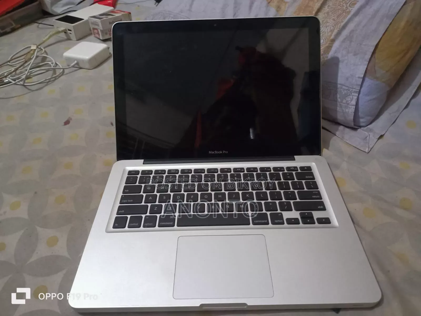 Laptop Apple MacBook Pro 2010 8GB Intel Core I5 SSHD+SSD 512GB