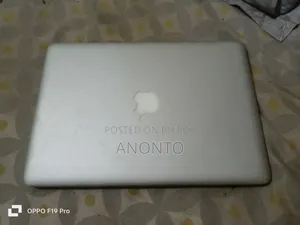 Laptop Apple MacBook Pro 2010 8GB Intel Core I5 SSHD+SSD 512GB