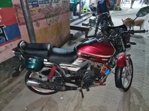 Yamaha 2009 Red