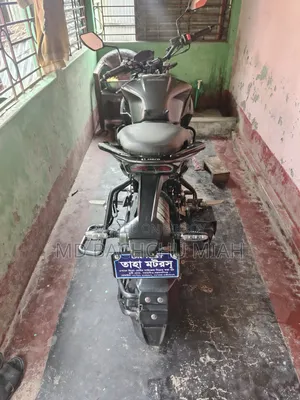Hero Xtreme 125R 2025 Black