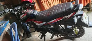 Bajaj Discover 125 2022