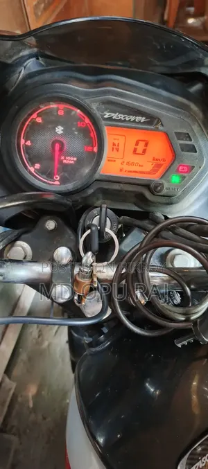 Bajaj Discover 125 2022