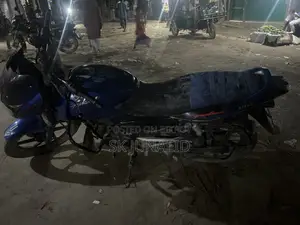 Bajaj Discover 150F 2018