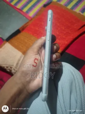 অ্যাপল আইফোন ৭ ২৫৬ জিবি সাদা