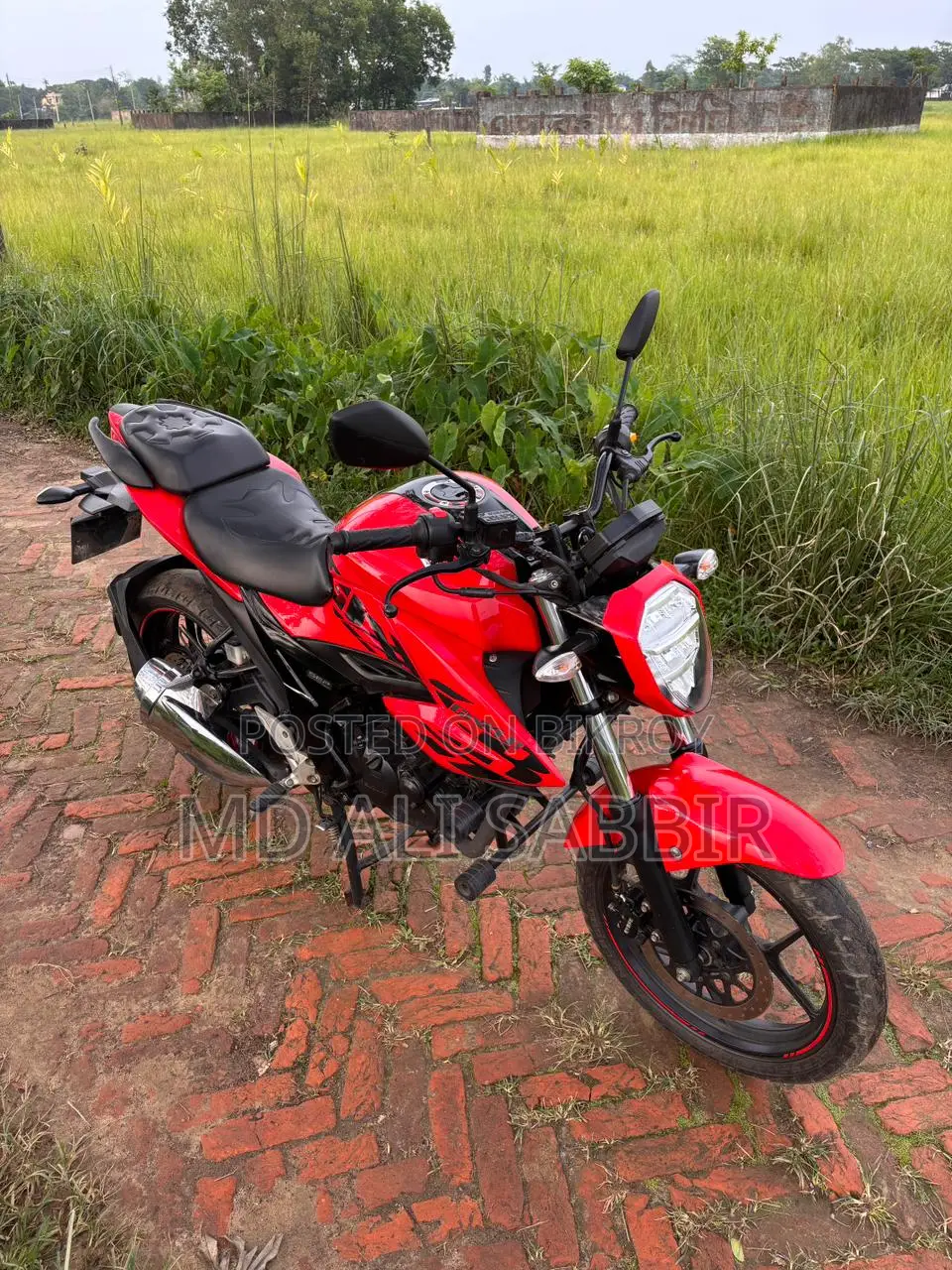 Suzuki Gixxer SF 2022 Red
