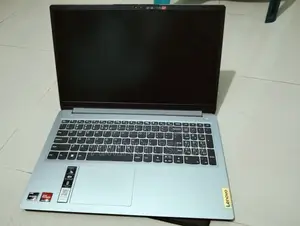 Laptop Lenovo IdeaPad 1 8GB AMD Ryzen 3 SSD 512GB