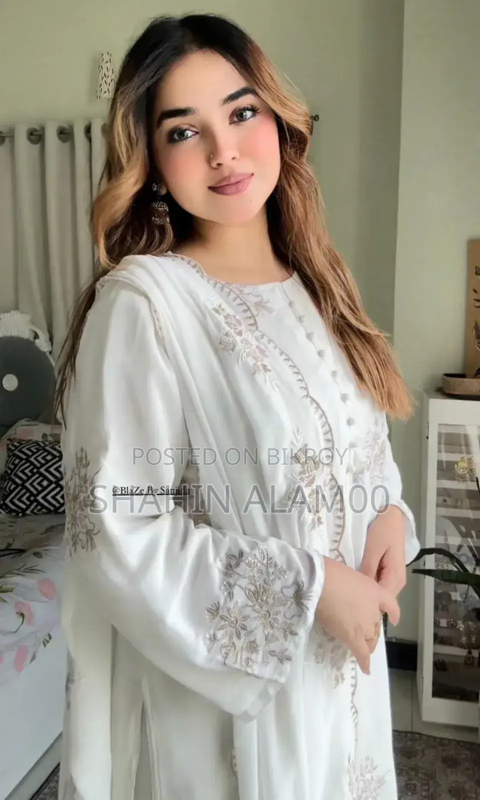 সাদা বাহার থ্রি পিস