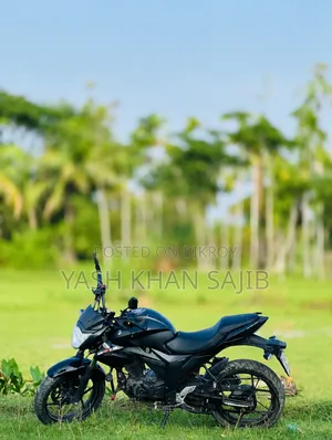সুজুকি জিক্সার মনোটোন ২০২৩ ব্ল্যাক
