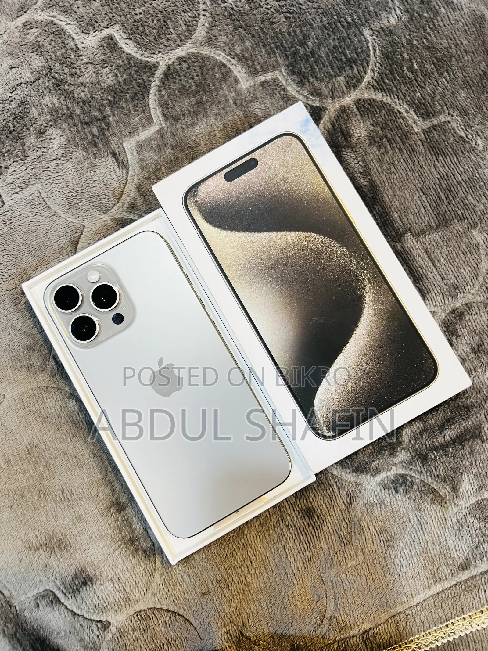 Apple iPhone 15 Pro Max 256 GB Gray