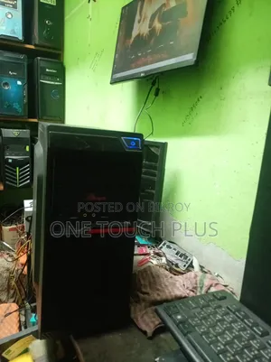 Desktop Computer 4GB RAM Intel Core i3 500GB HDD