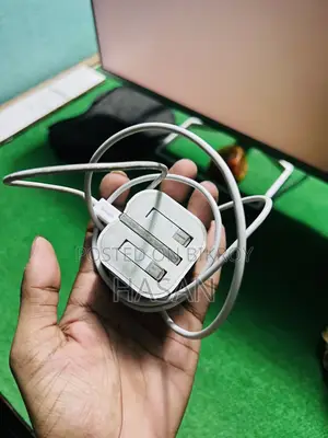 অ্যাপল চার্জার ২০ ওয়াট