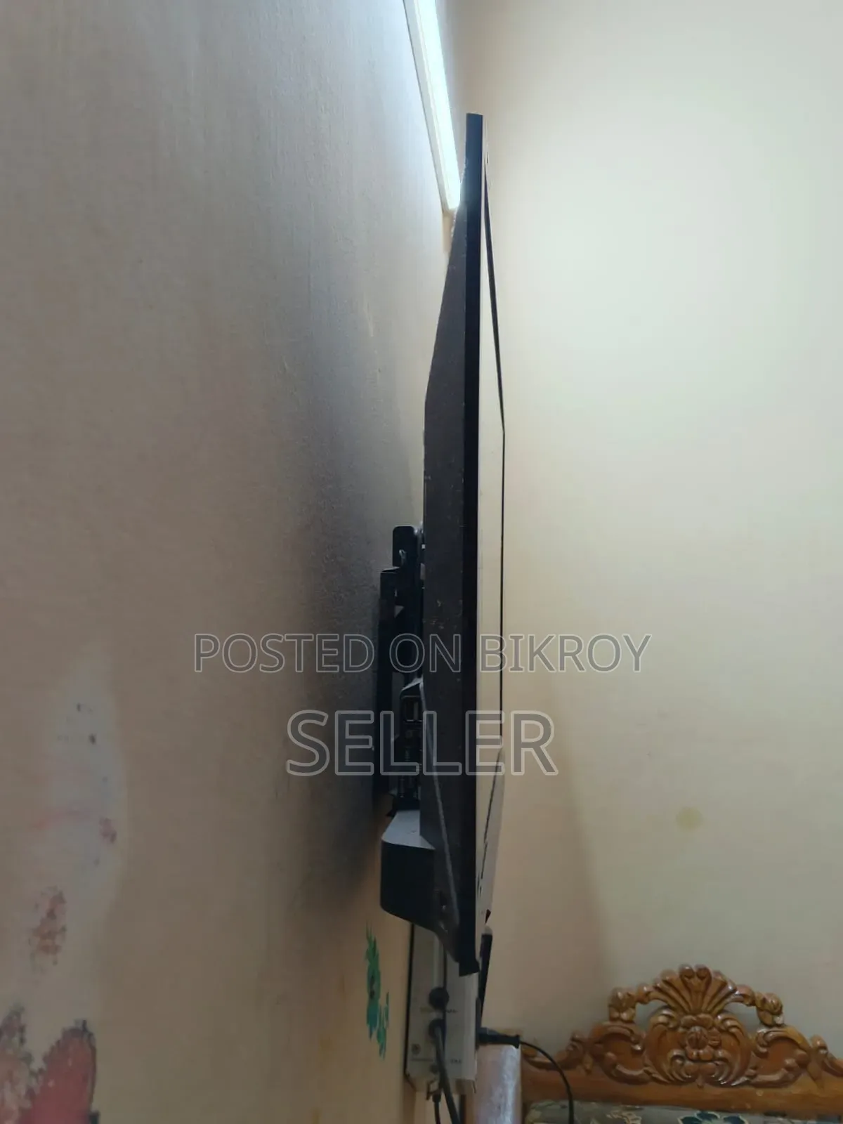 32-inch Sony Bravia TV