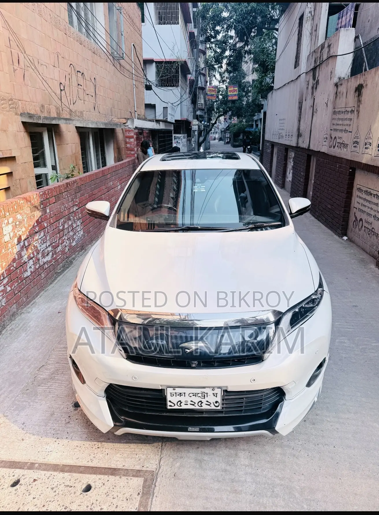 Toyota Harrier 2.0 2014 White