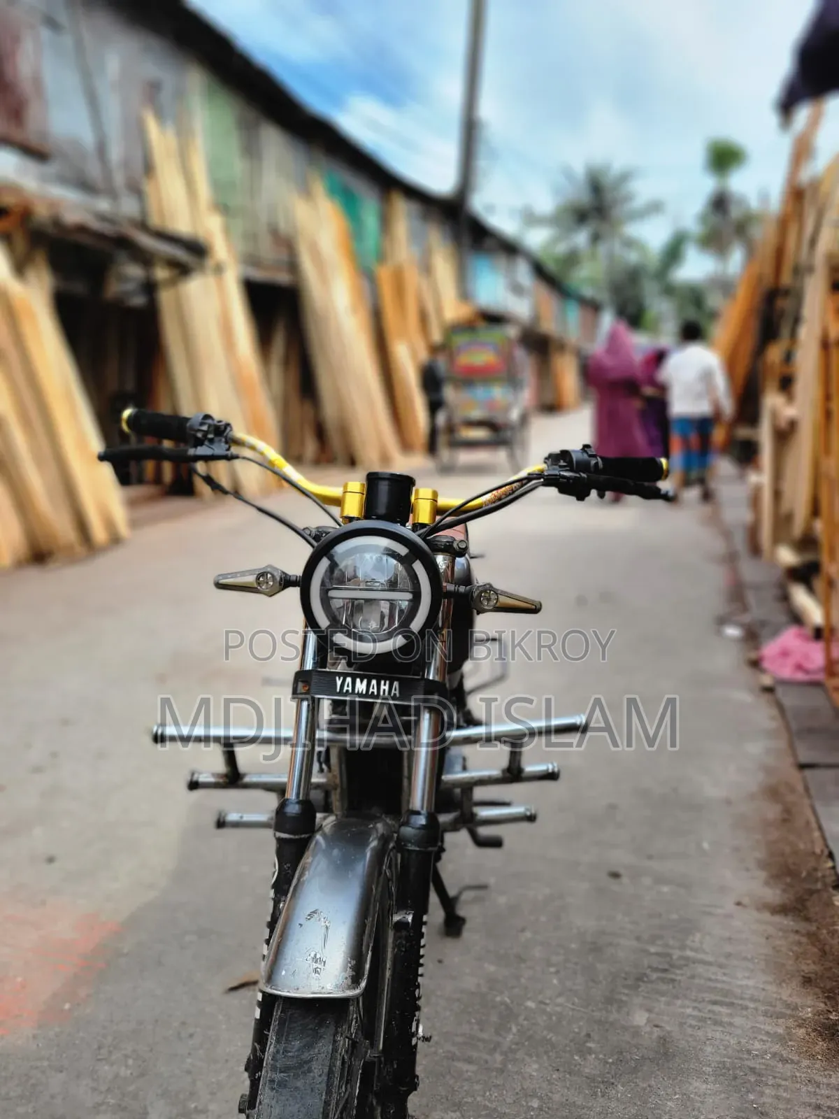 Yamaha 2025 Black