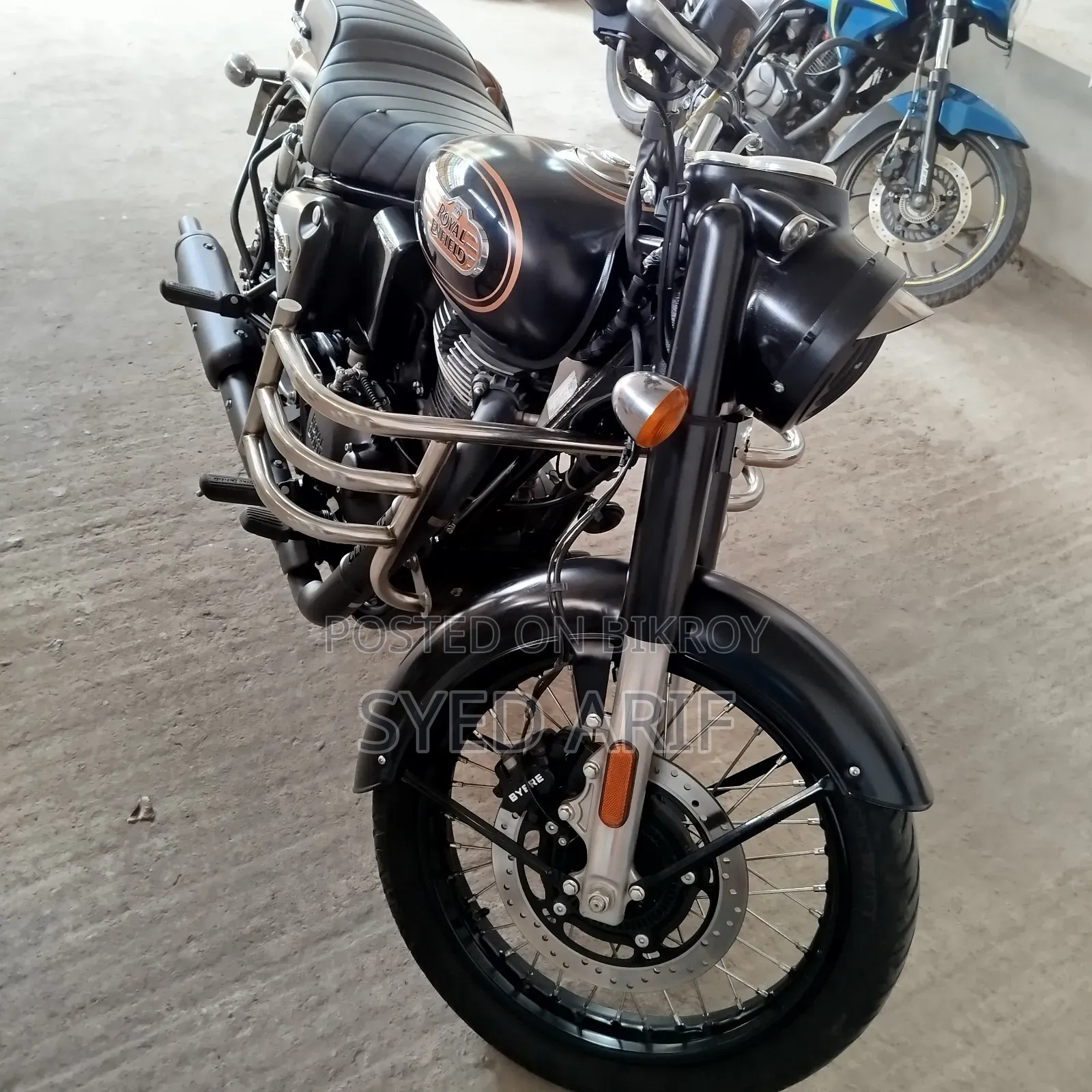 New Royal Enfield Bullet 350 2024 Black