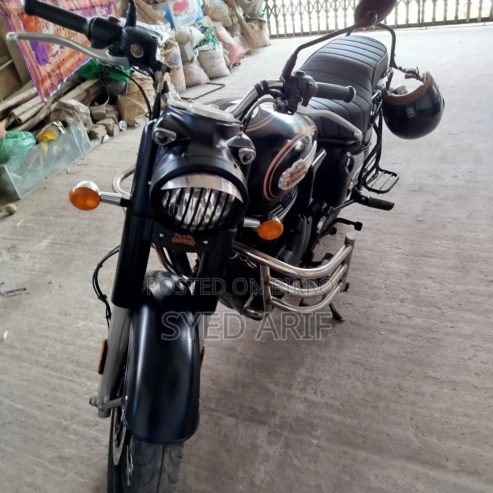 New Royal Enfield Bullet 350 2024 Black