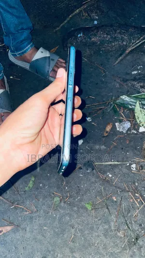 Vivo Y11 32 GB Black